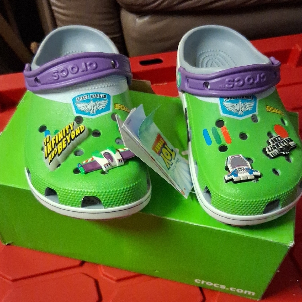 CROCS Kids Green and Purple Space Adventure Slippers.New With Box And Tags..